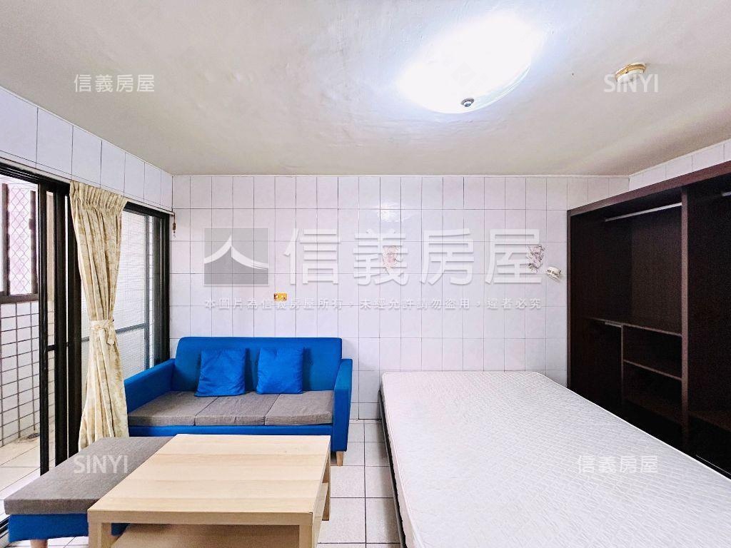 ⭐低總價陽台大套房⭐房屋室內格局與周邊環境