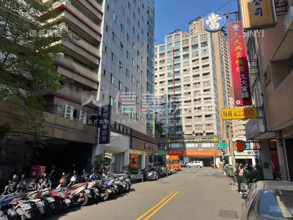 近ＳＯＧＯ收租電梯套房房屋室內格局與周邊環境