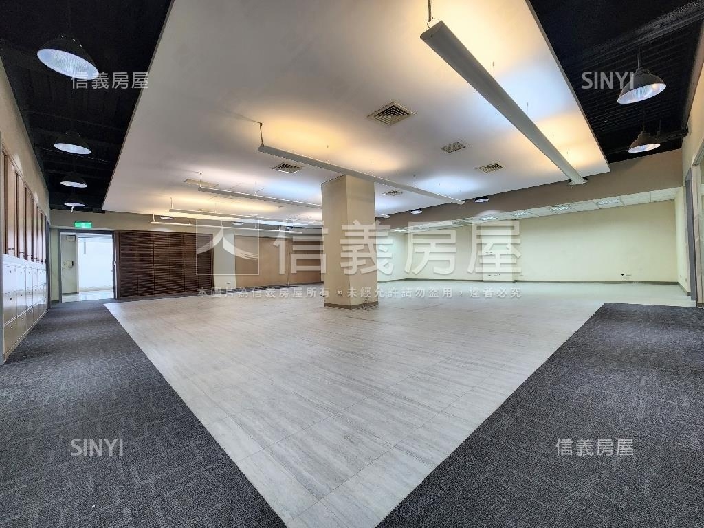 玻璃帷幕。國美鋼骨純辦房屋室內格局與周邊環境