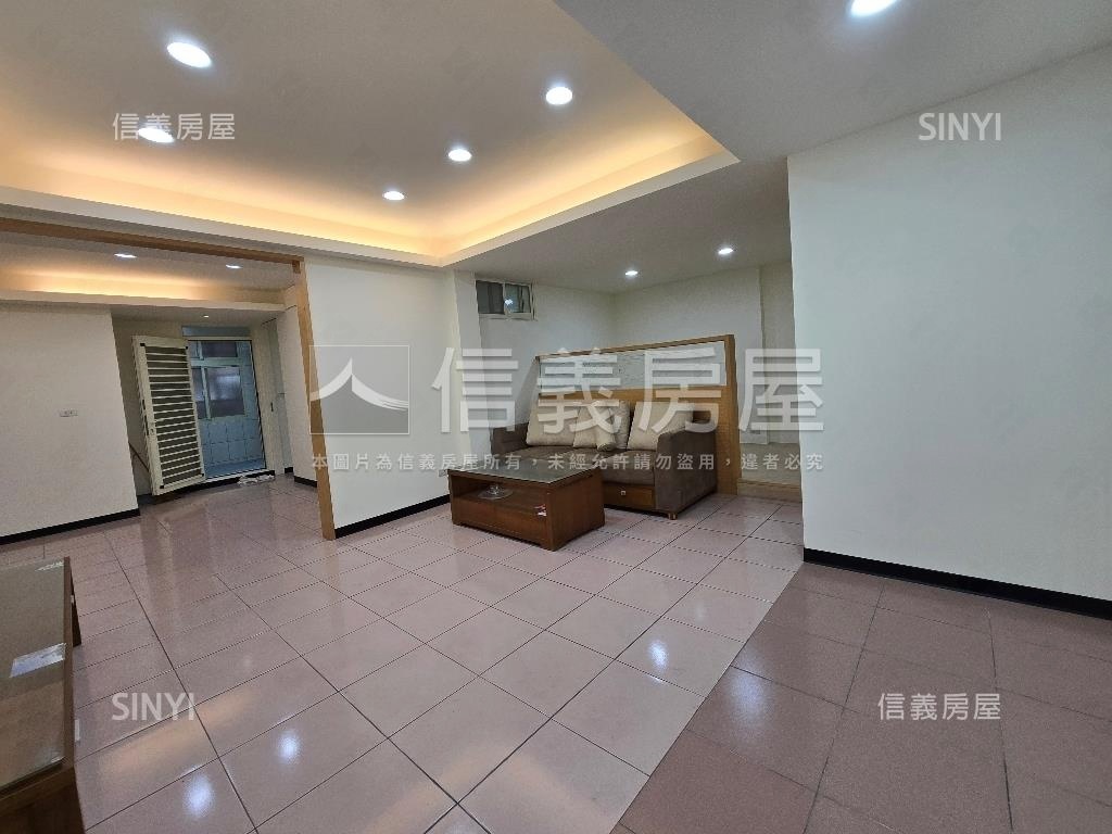 中正路優質屋房屋室內格局與周邊環境
