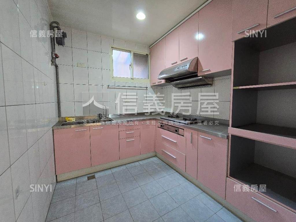 中正路優質屋房屋室內格局與周邊環境