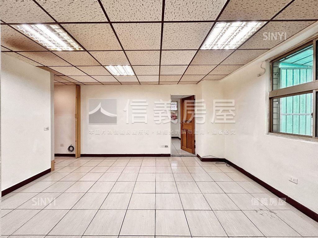 凱旋門高樓視野房屋室內格局與周邊環境