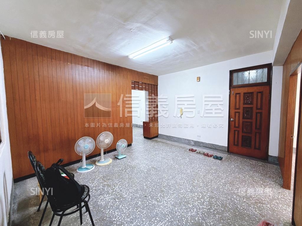 萬安邊間明亮３樓房屋室內格局與周邊環境