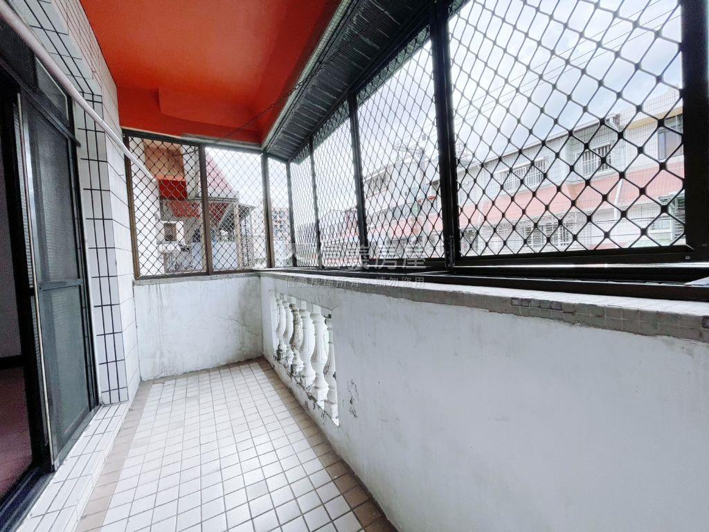 大面寬活路優質別墅房屋室內格局與周邊環境