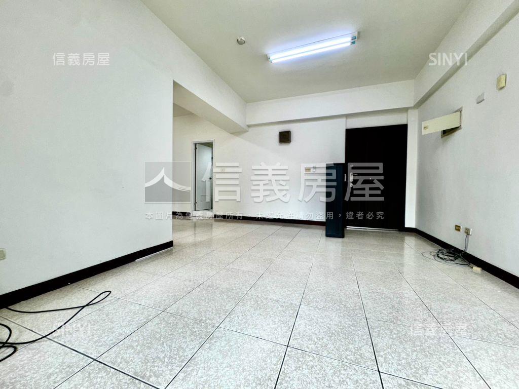 陽光綠意三期８樓三房房屋室內格局與周邊環境