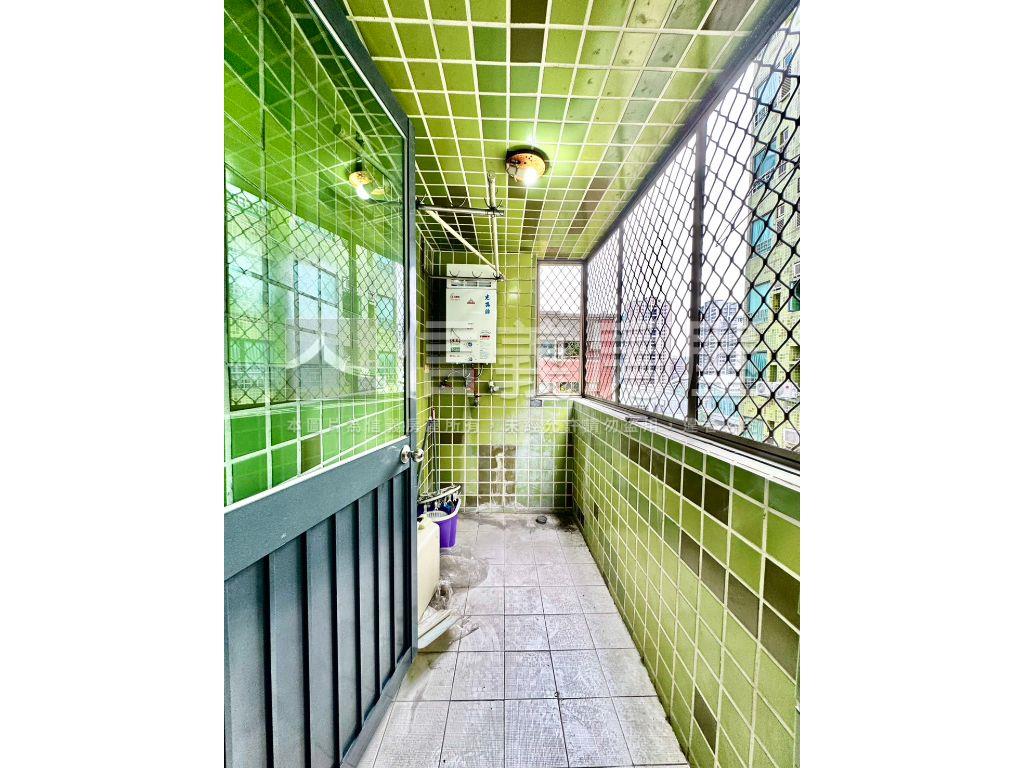 陽光綠意三期８樓三房房屋室內格局與周邊環境