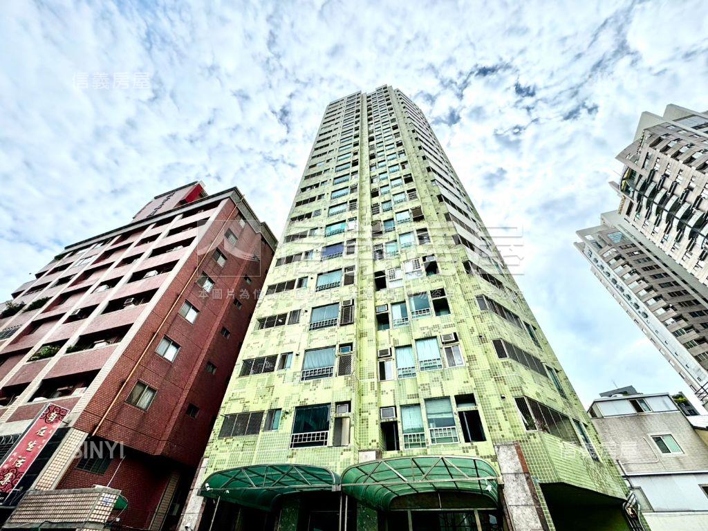 陽光綠意三期８樓三房房屋室內格局與周邊環境