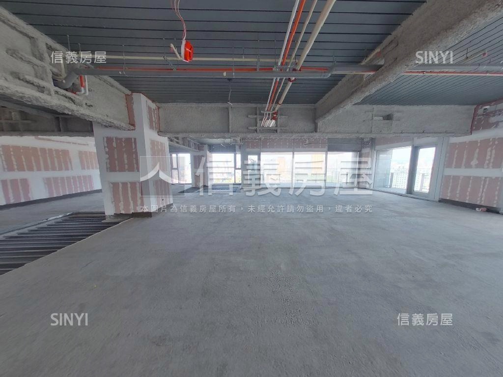 由鉅大恆高樓帝王戶房屋室內格局與周邊環境