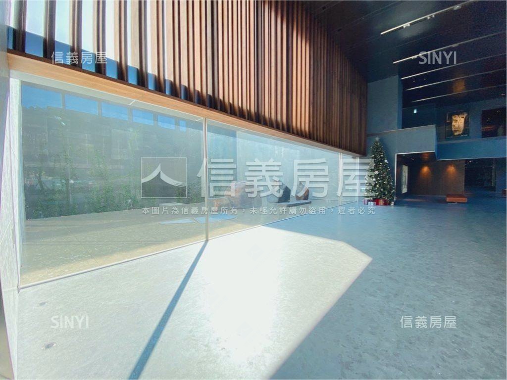 由鉅大恆高樓帝王戶房屋室內格局與周邊環境
