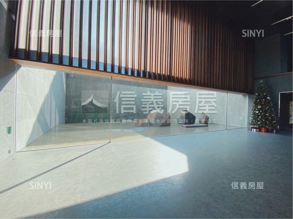 由鉅大恆高樓帝王戶房屋室內格局與周邊環境
