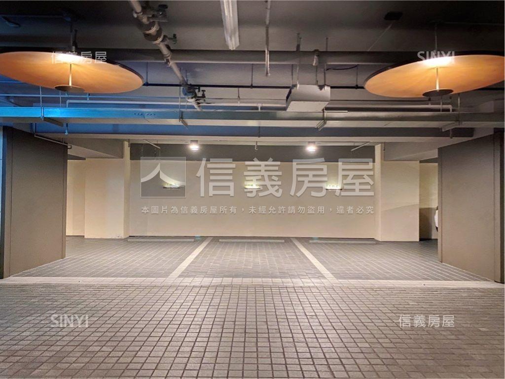 由鉅大恆高樓帝王戶房屋室內格局與周邊環境