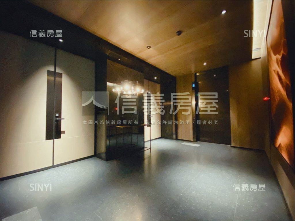 由鉅大恆高樓帝王戶房屋室內格局與周邊環境