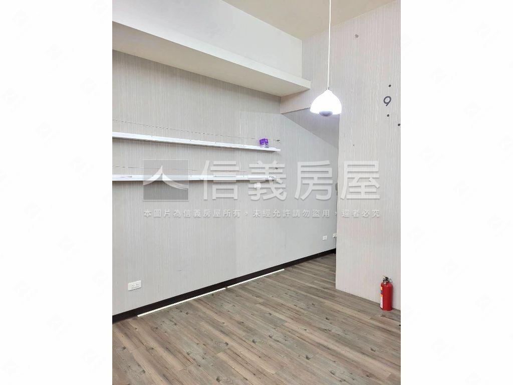 童話世紀稀有釋出金店面房屋室內格局與周邊環境