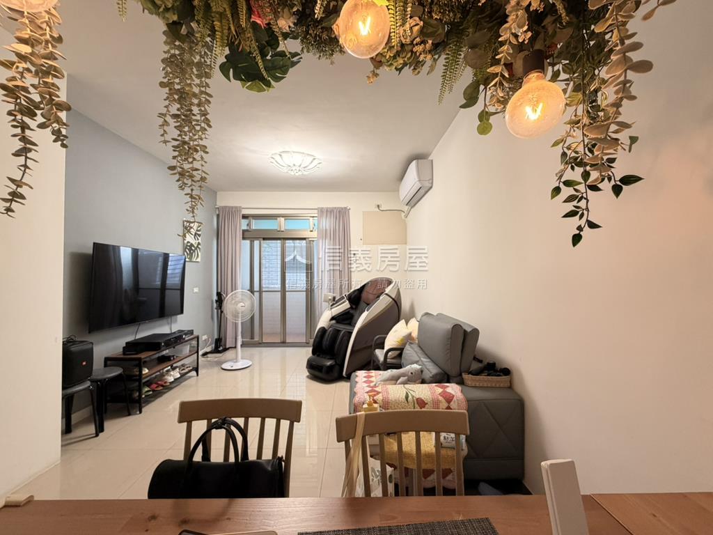 捷運中和三房美邸房屋室內格局與周邊環境