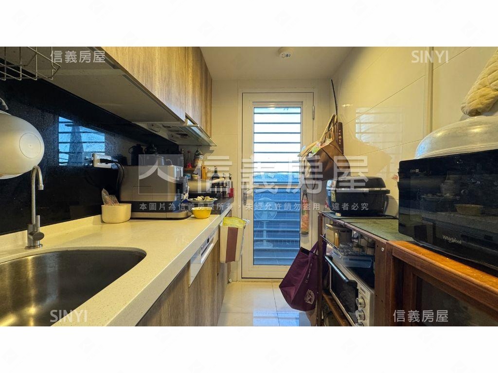 竹北高鐵區日光三房溫暖宅房屋室內格局與周邊環境