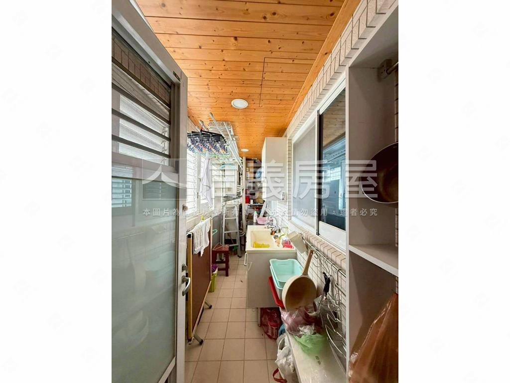 麗池海岸樂活左岸河景宅房屋室內格局與周邊環境