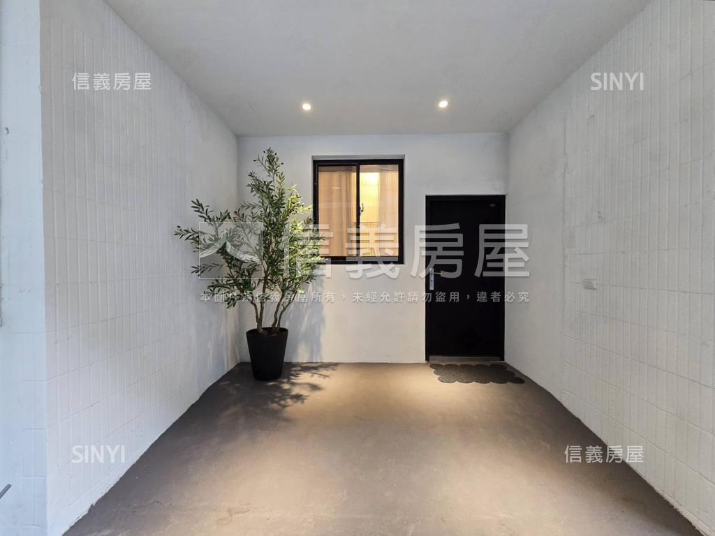 全新整理時尚便利珍貴一樓房屋室內格局與周邊環境
