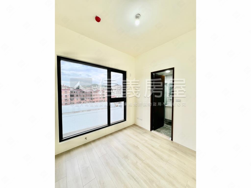 全新交屋·青沐雙主臥三房房屋室內格局與周邊環境