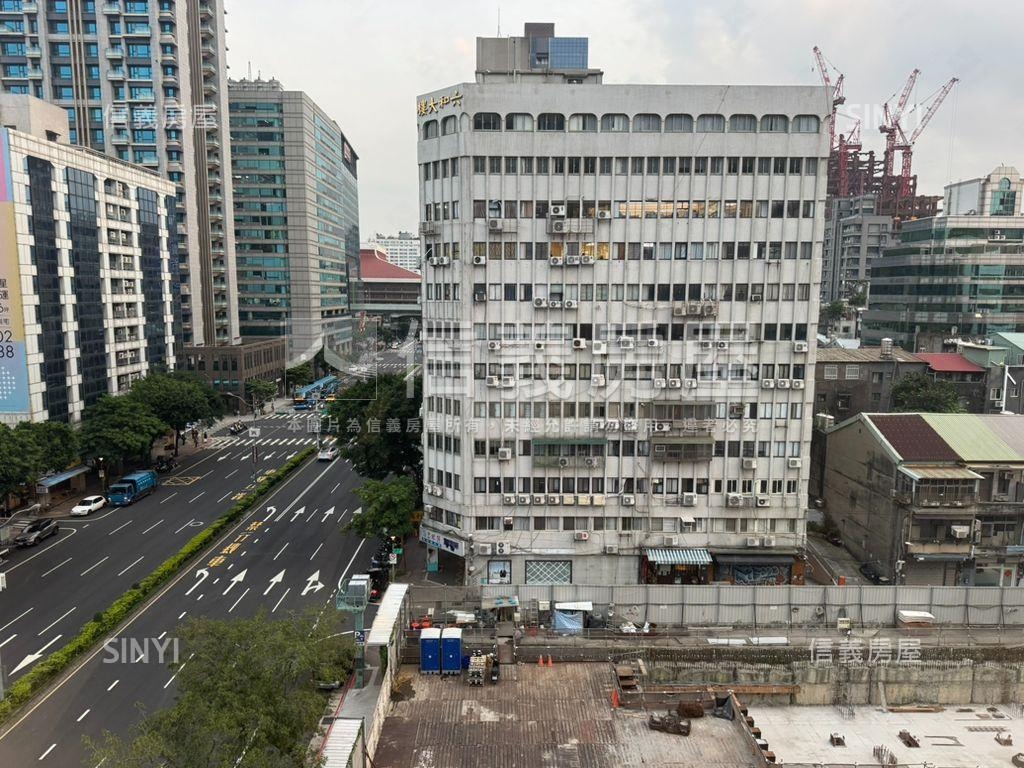 近台北車站三車位可單售房屋室內格局與周邊環境