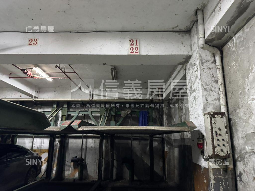 近台北車站三車位可單售房屋室內格局與周邊環境