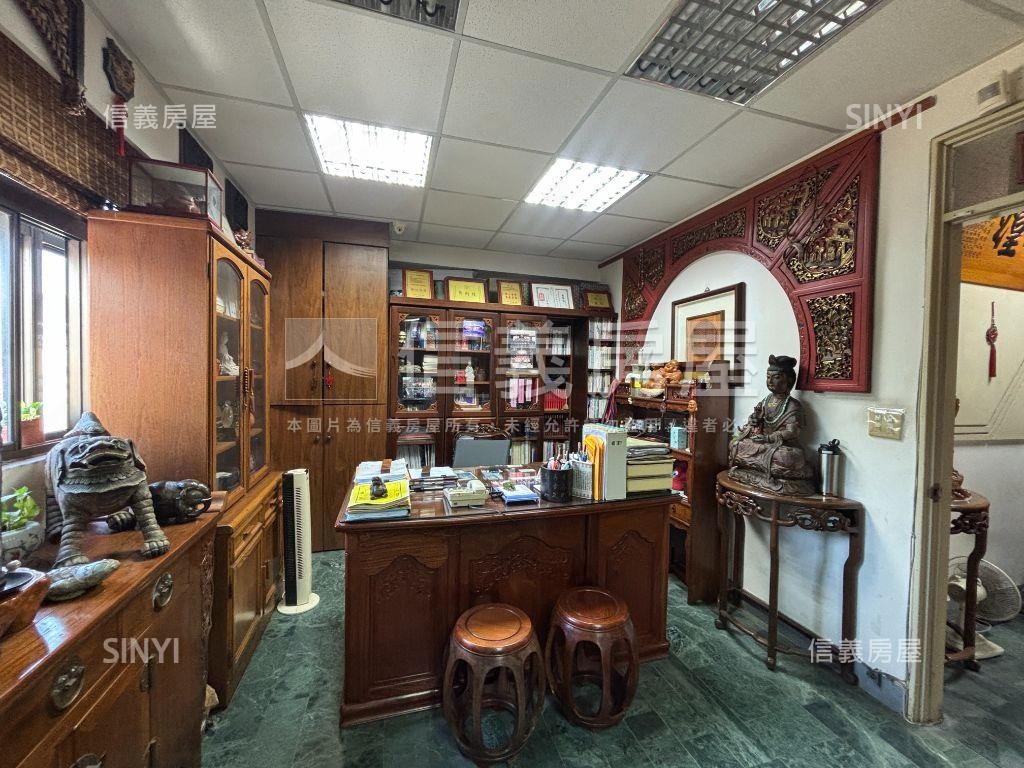 北安路一層一戶華廈房屋室內格局與周邊環境