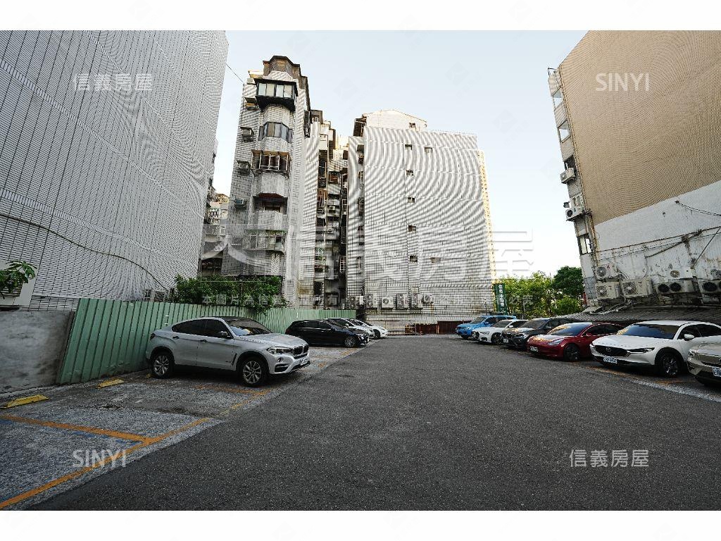 天母廣場１５７坪住三土地房屋室內格局與周邊環境