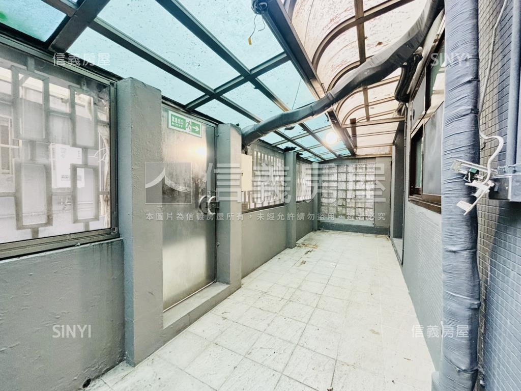 捷運永春站前庭後院１樓房屋室內格局與周邊環境