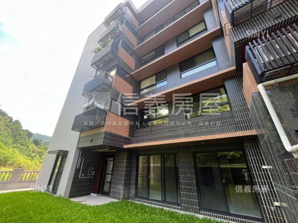 美麗山林稀有庭院一樓房屋室內格局與周邊環境