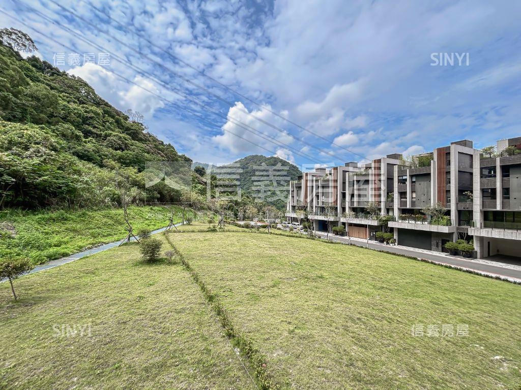 美麗山林稀有庭院一樓房屋室內格局與周邊環境