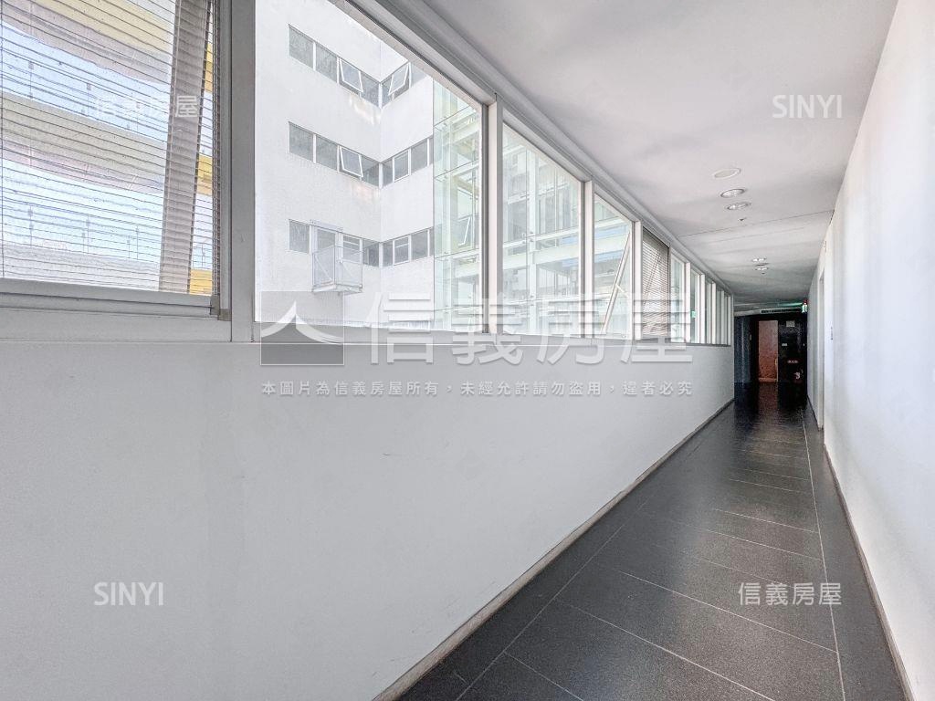低總價惠友遠見辦公室車位房屋室內格局與周邊環境