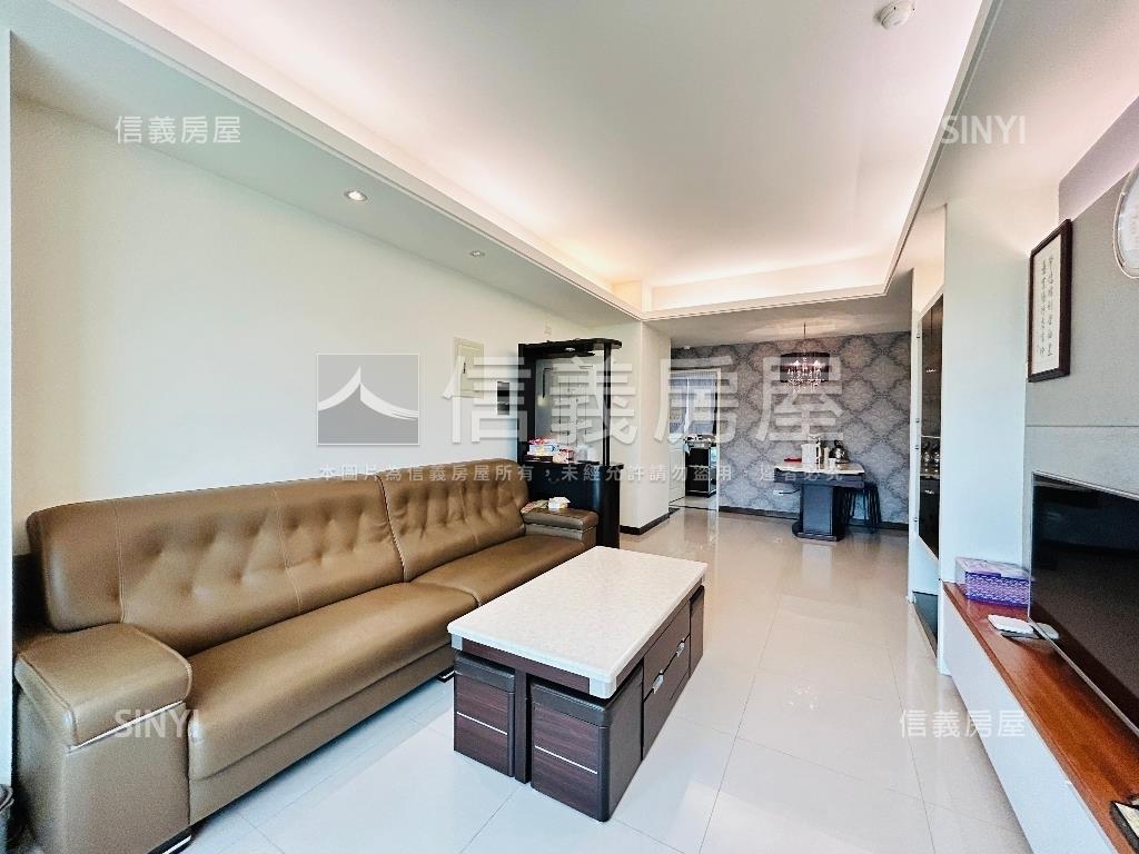 安家帝景３房坡平車位房屋室內格局與周邊環境