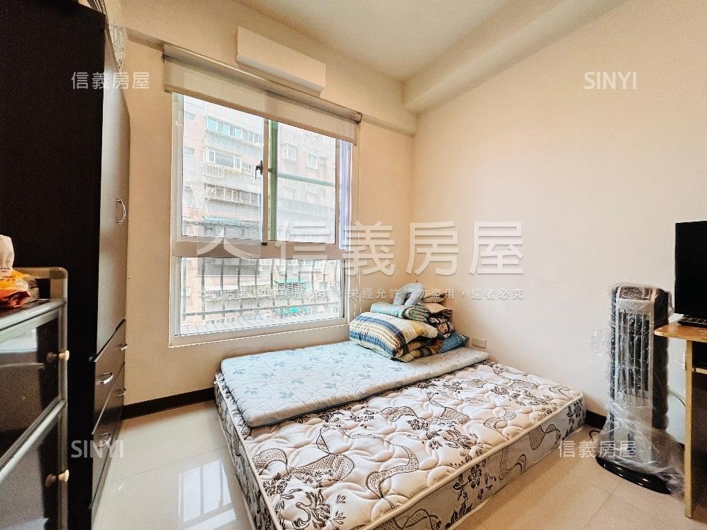 安家帝景３房坡平車位房屋室內格局與周邊環境