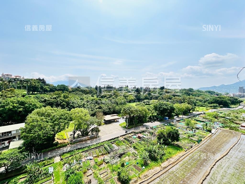 安家帝景３房坡平車位房屋室內格局與周邊環境