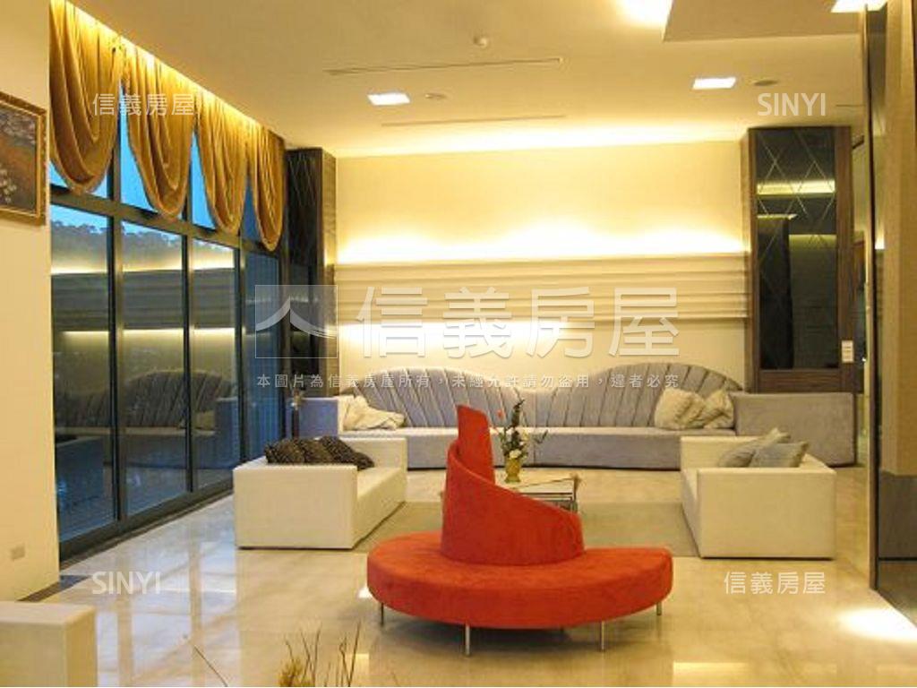 安家帝景３房坡平車位房屋室內格局與周邊環境