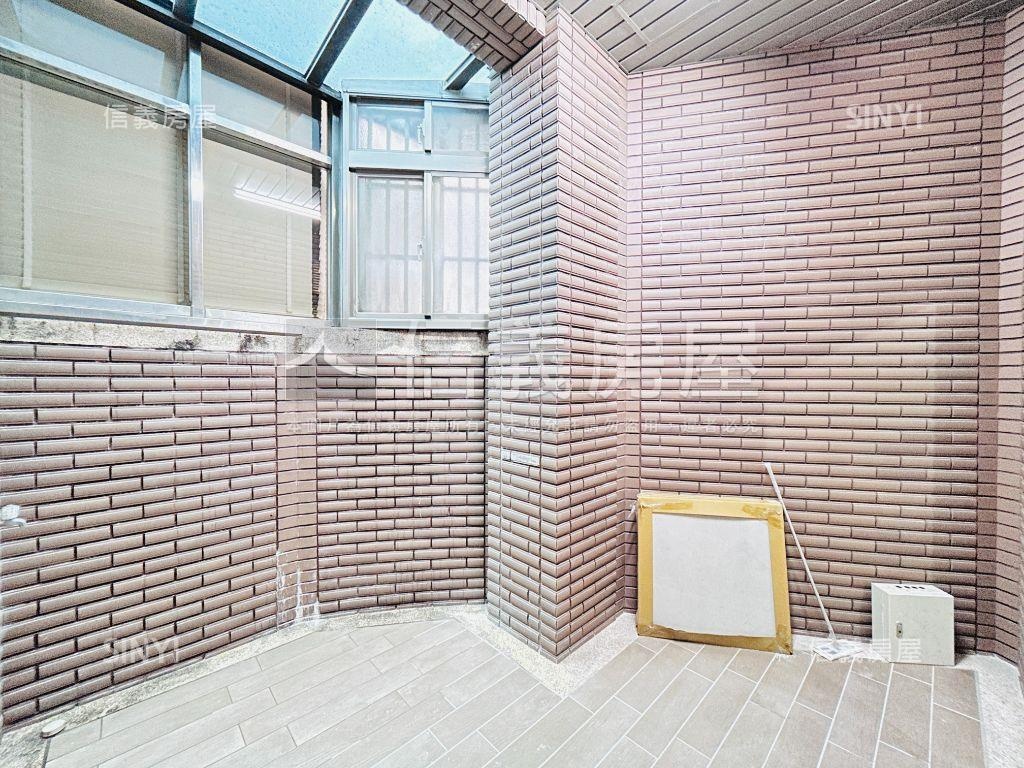 近未來捷運同德六街店面房屋室內格局與周邊環境