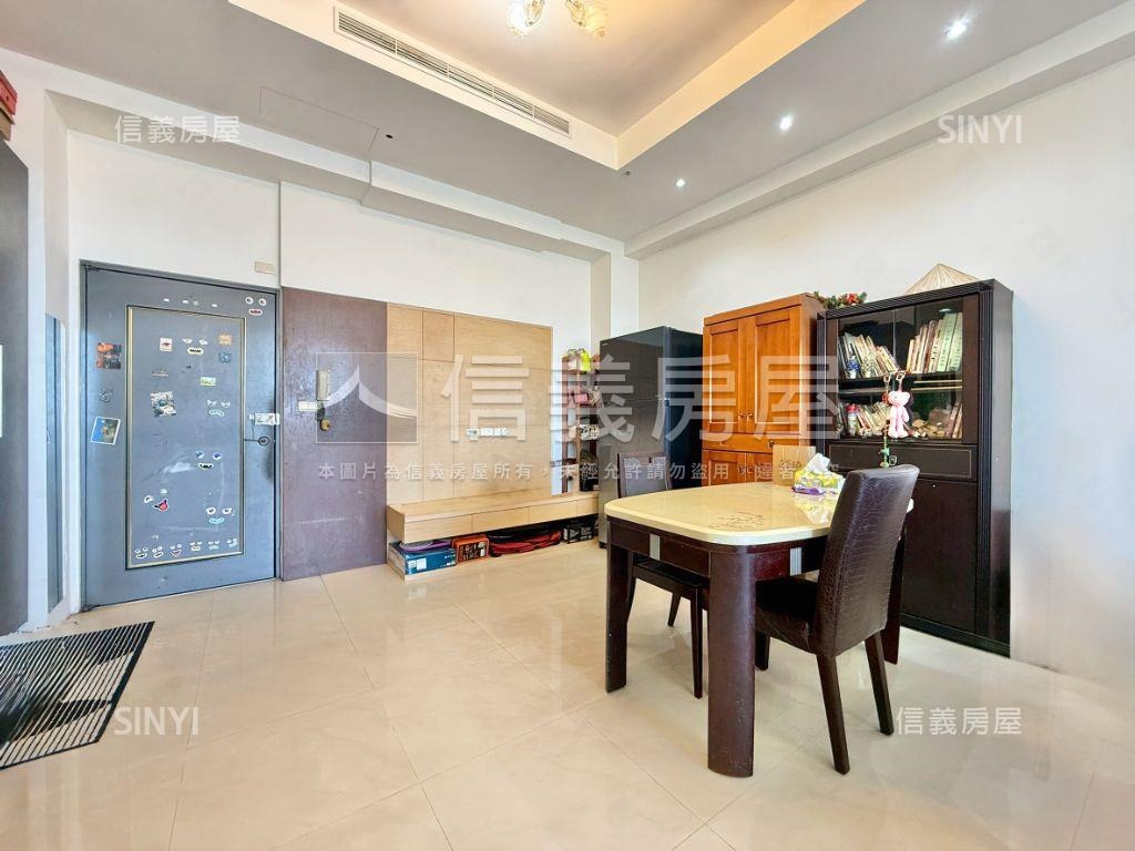 台北新視窗御邸三房車位房屋室內格局與周邊環境