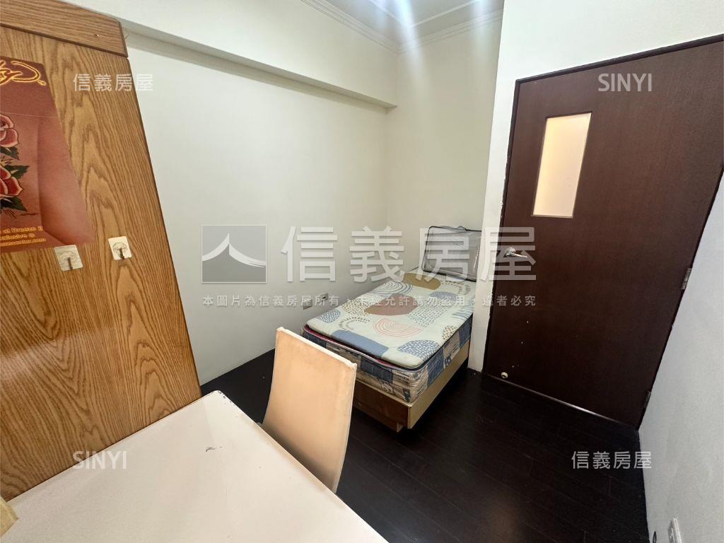 藝文有景觀低公設大三房房屋室內格局與周邊環境