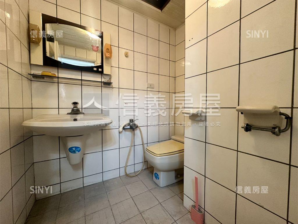 藝文有景觀低公設大三房房屋室內格局與周邊環境