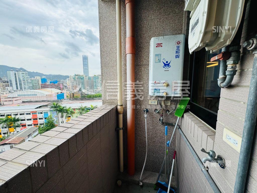 信義國際●景觀兩房車位房屋室內格局與周邊環境