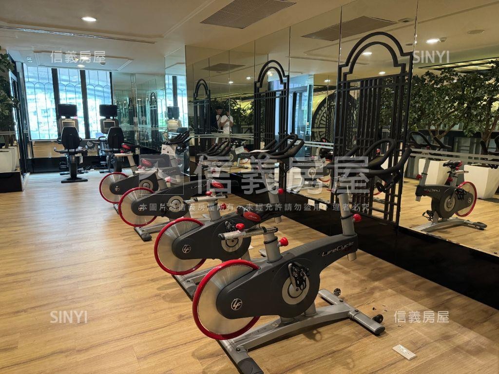 信義國際●景觀兩房車位房屋室內格局與周邊環境