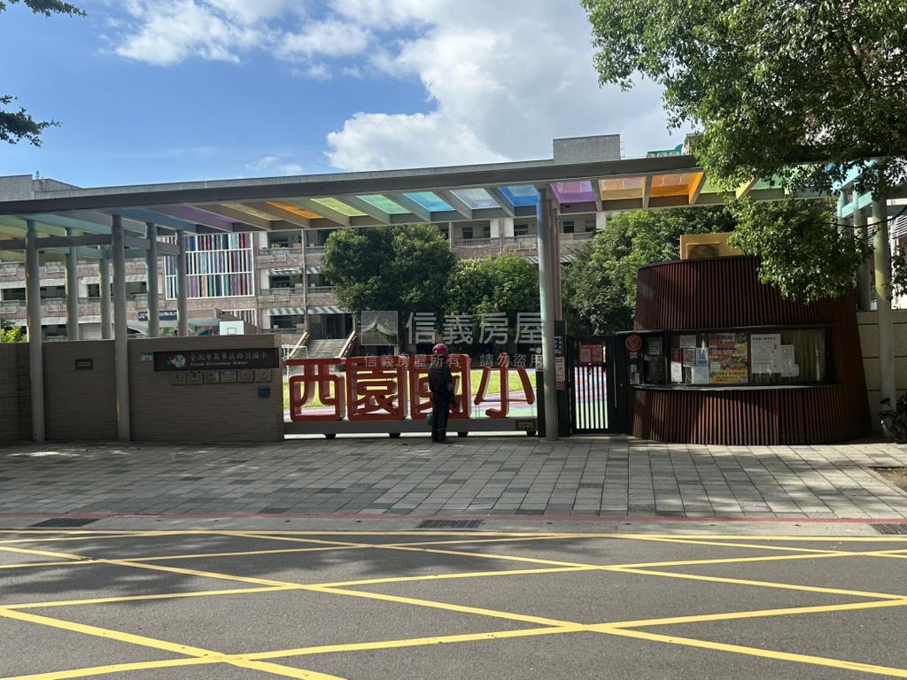 低總價店面房屋室內格局與周邊環境