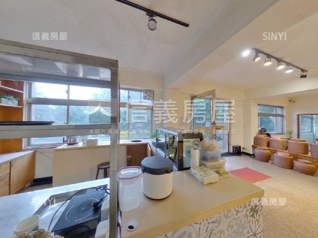 貓空休閒農業區合法農舍房屋室內格局與周邊環境