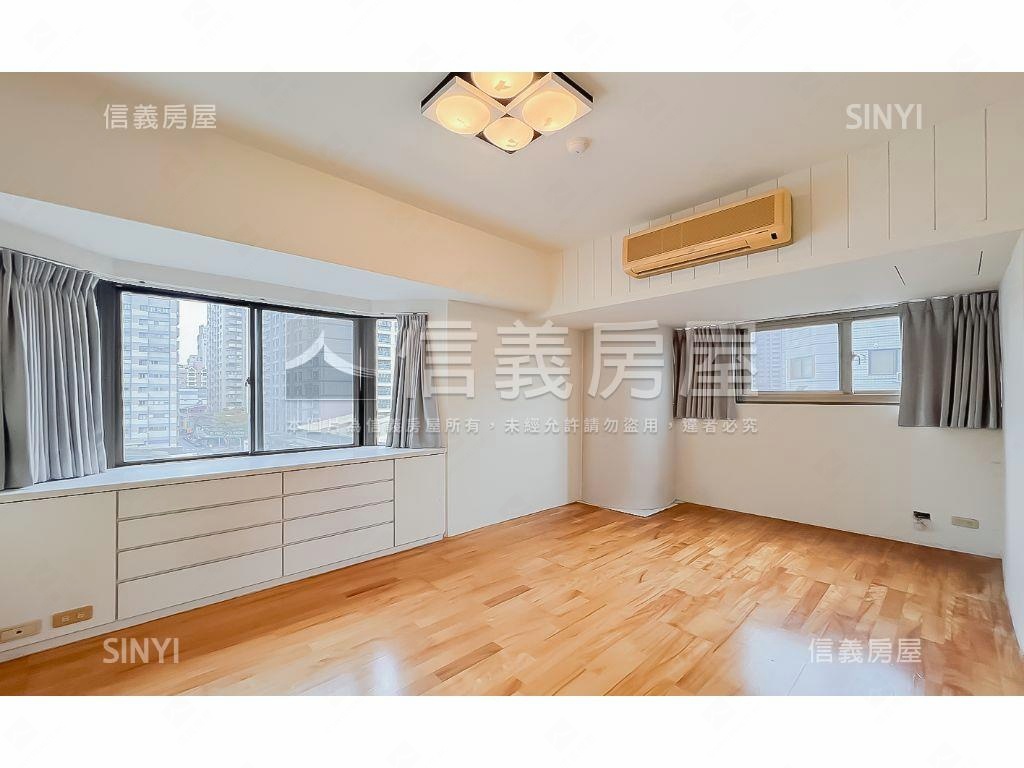 盧森堡４房平車可看屋！房屋室內格局與周邊環境