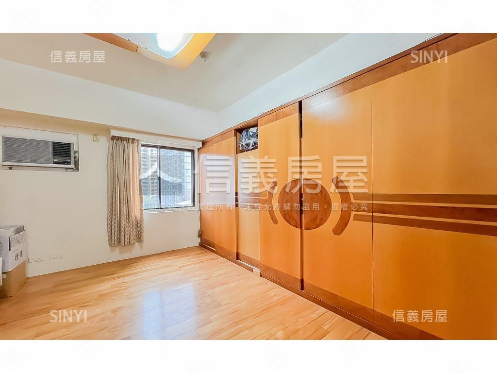 盧森堡４房平車可看屋！房屋室內格局與周邊環境