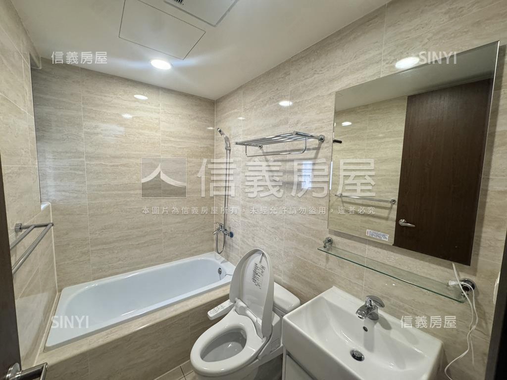 竹城明治精美裝潢四房房屋室內格局與周邊環境