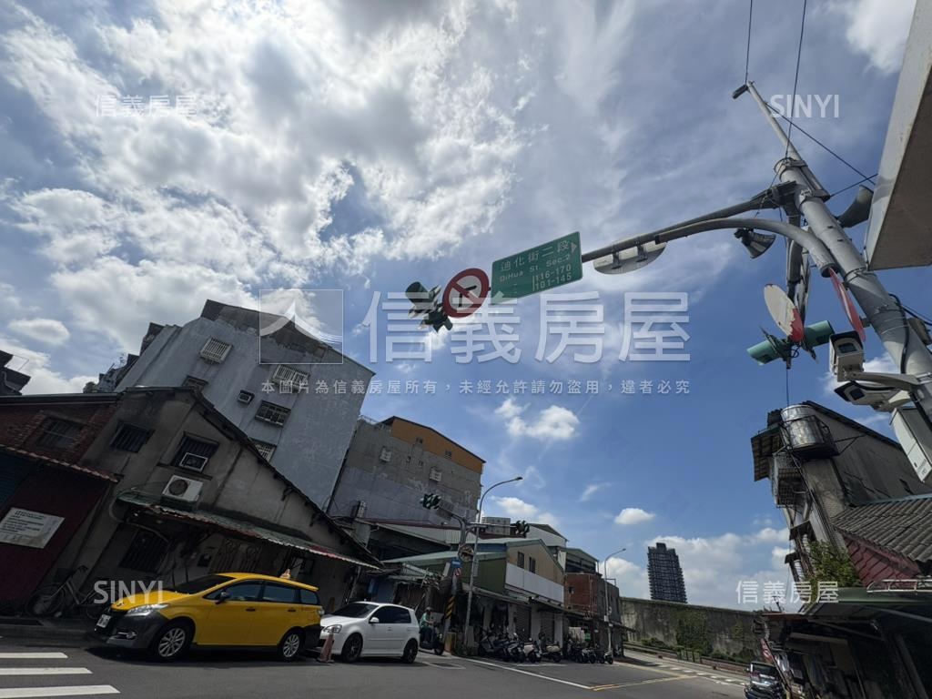 住三橋北三小段４７２土地房屋室內格局與周邊環境