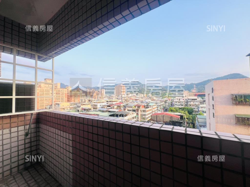 國泰書香大第房屋室內格局與周邊環境