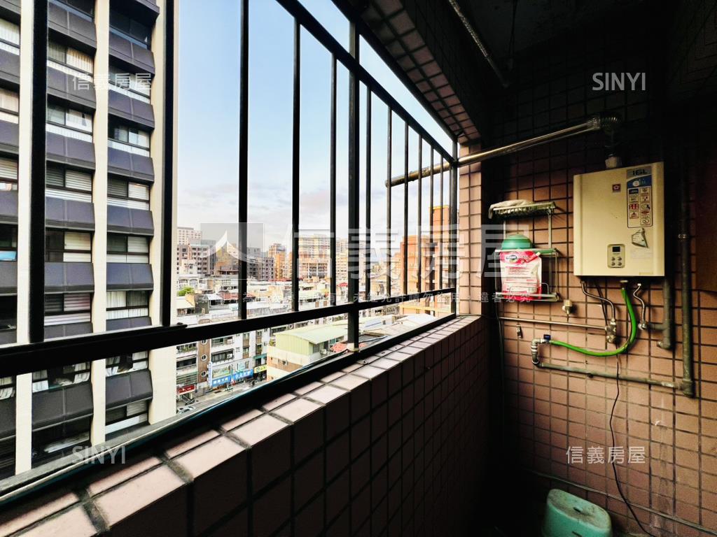 國泰書香大第房屋室內格局與周邊環境