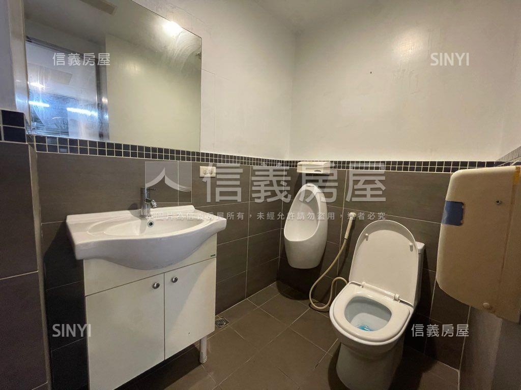 雙和醫院中正路醒目店面房屋室內格局與周邊環境