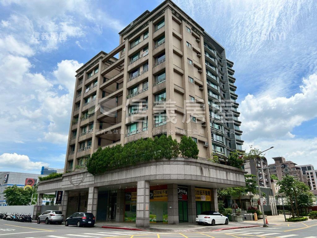 南港重劃區邊間超值店面房屋室內格局與周邊環境